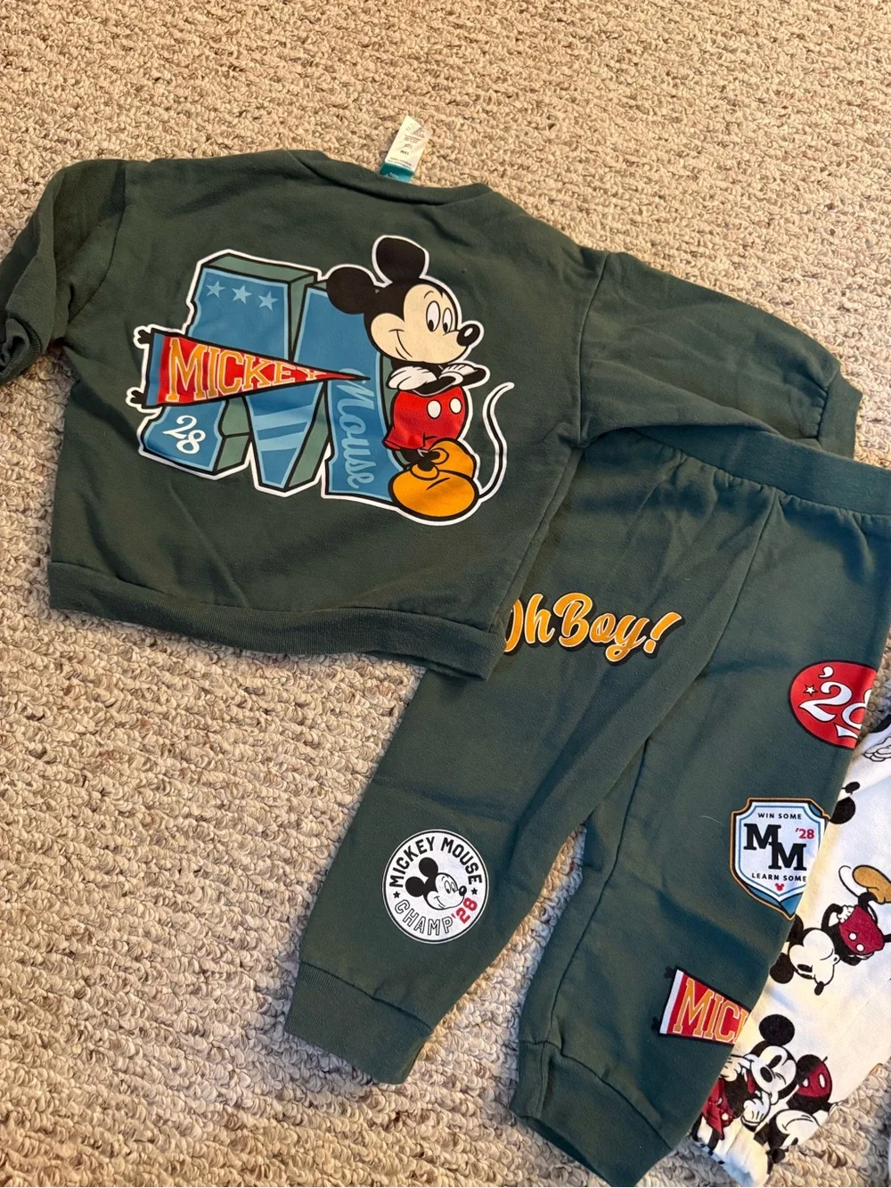 Boys 12-18 mos Disney Mickey Mouse Matching Sweatshirt Joggers Sets
